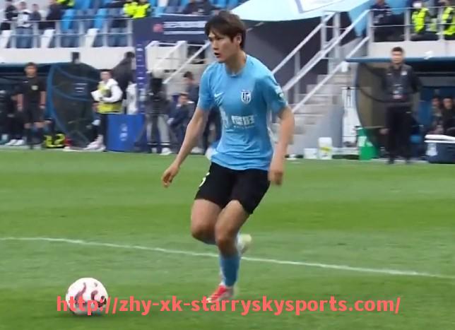 星空体育-世俱杯关键球员替换时间节点分析与换人策略优化